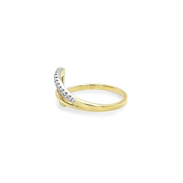 Ring with Zirconias in Gold Combination