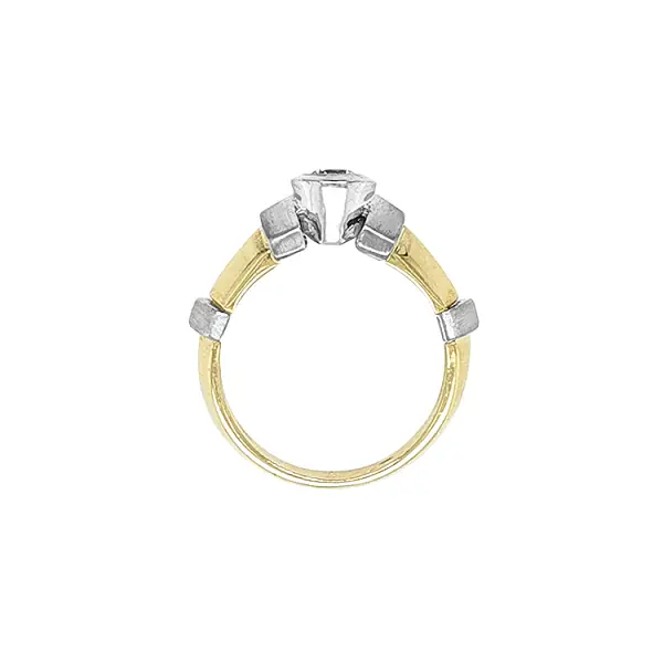 Gold Ring with Zircon made of Combined Gold
