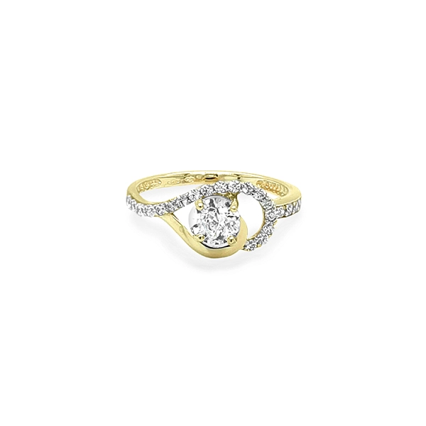 Gold Ring with Zircons