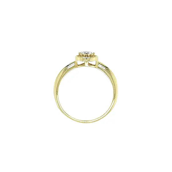 Gold ring with cubic zirconia