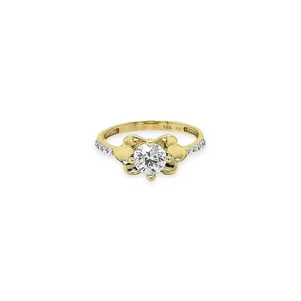 Gold ring with cubic zirconia