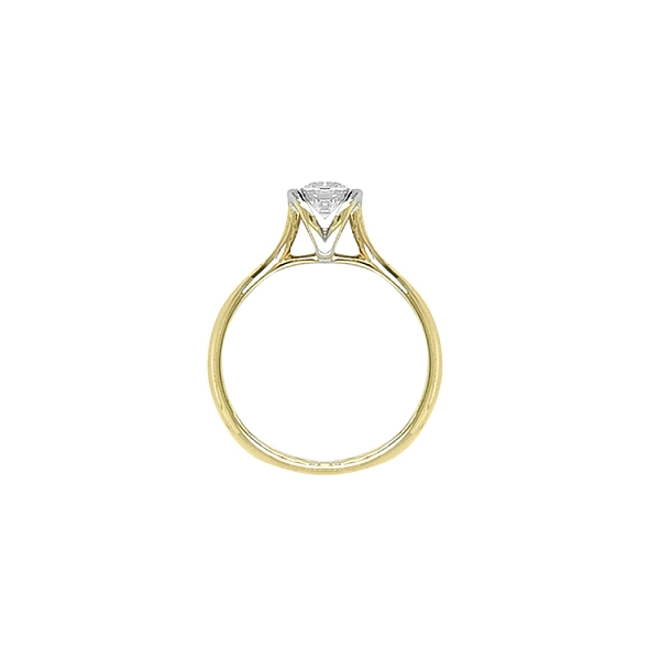 Gold engagement ring with cubic zirconia