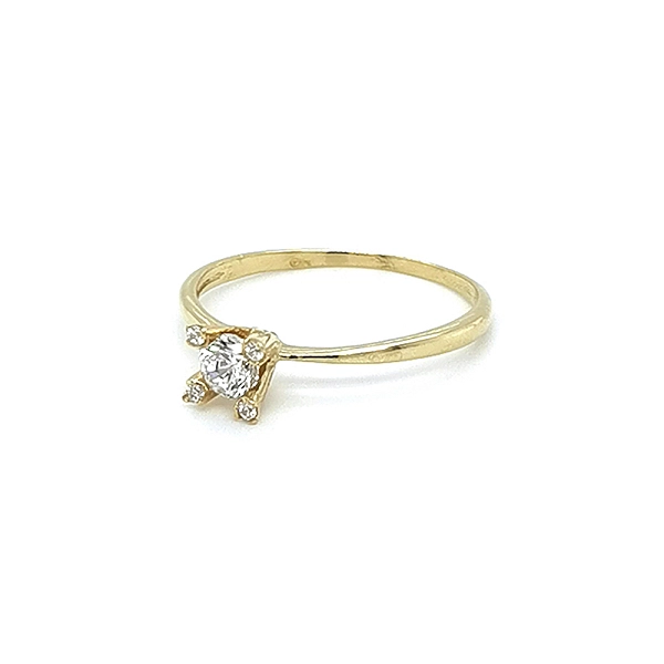 Gold Engagement Ring with Zircones