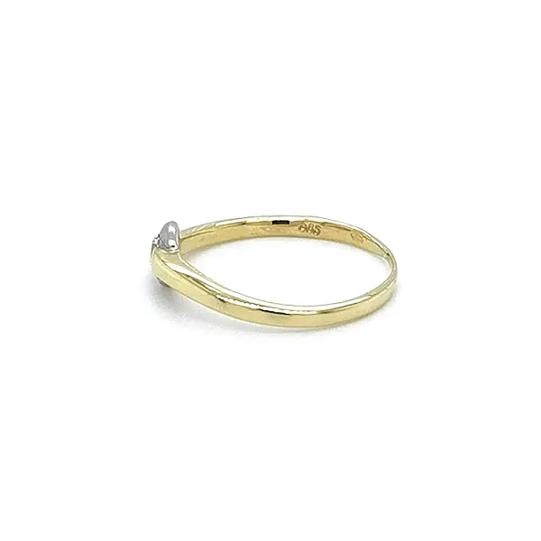 Engagement Ring with Zircon made of Combined Gold