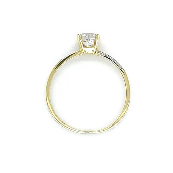 Gold Engagement Ring with Zircones