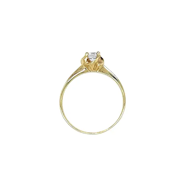 Gold engagement ring with cubic zirconia