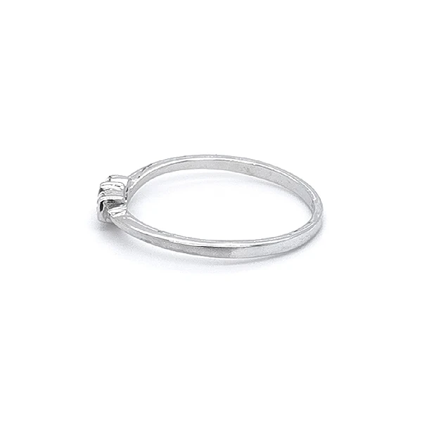 Ring with White Gold Zircons