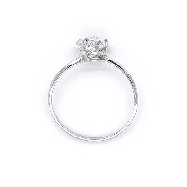 Engagement Ring with Zircon