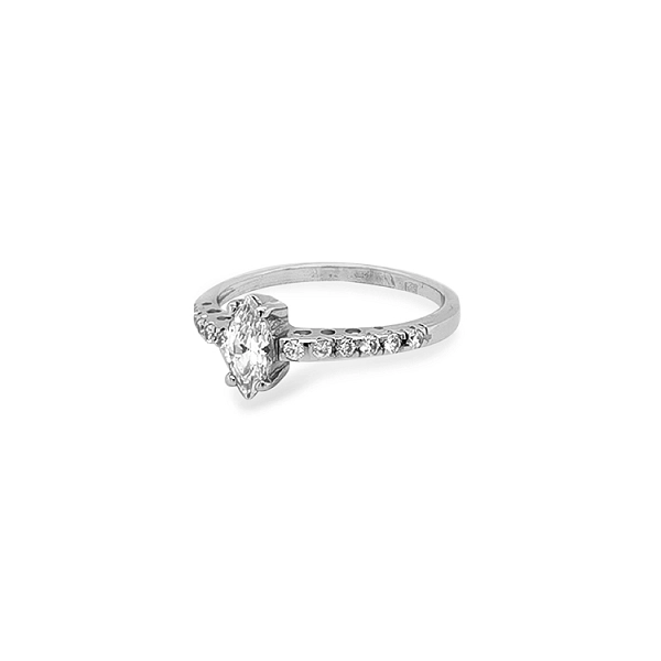 Gold Engagement Ring with Zircones