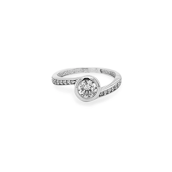 Gold Engagement Ring with Zircones