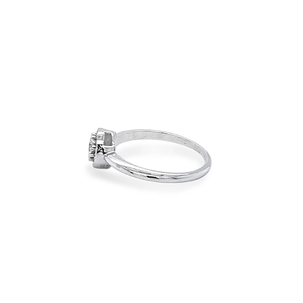 Gold Ring with Zircons