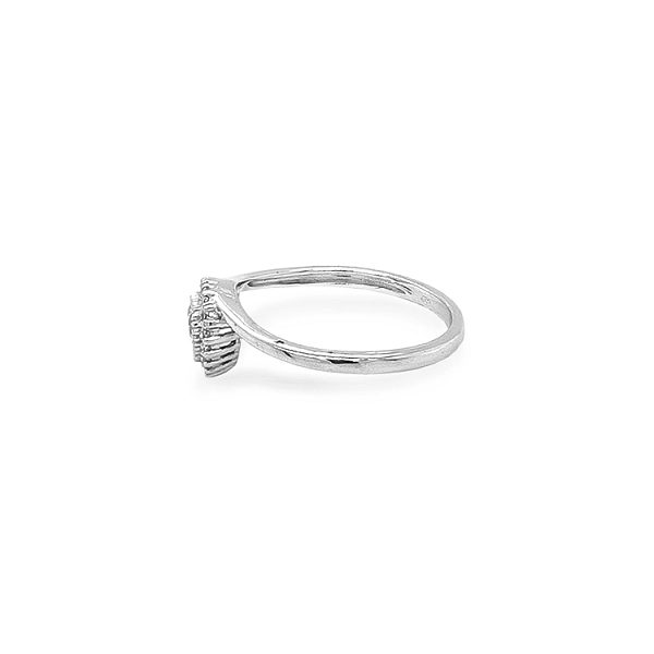 Gold Ring in Heart Shape with Zircones