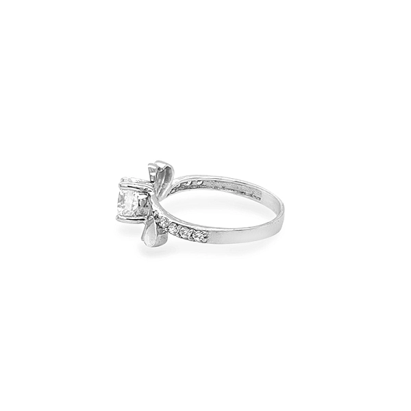 Gold Ring with Zircons