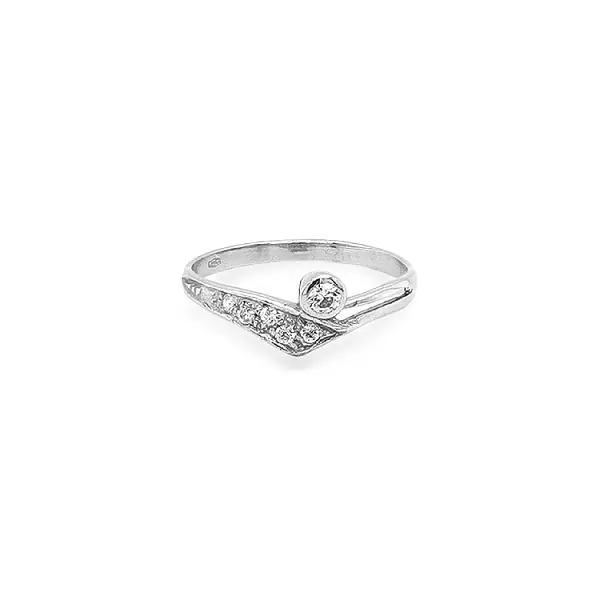 Gold Ring with Zircons