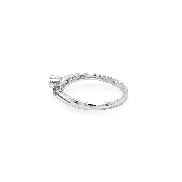 Gold Ring with Zircons