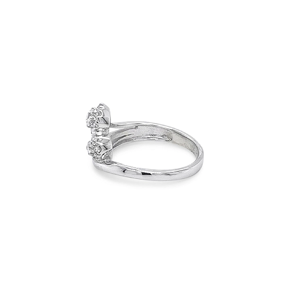 Gold Ring with Zircons