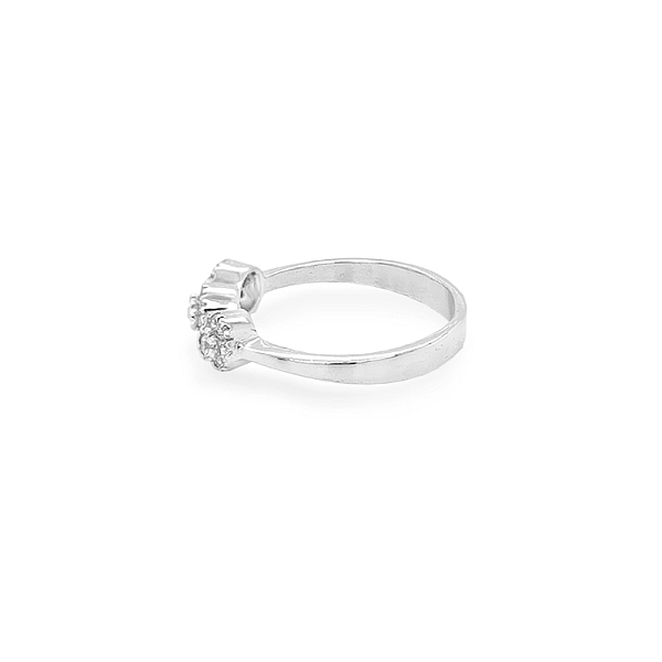 Gold Ring with Zircons