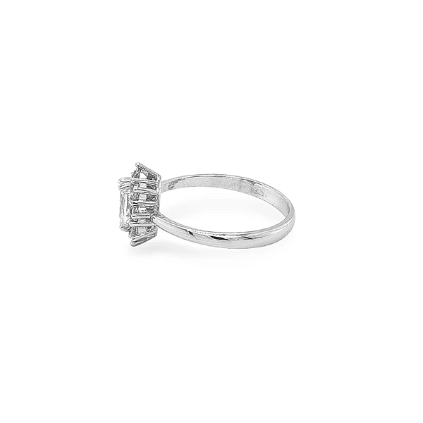 Gold Ring with Zircons
