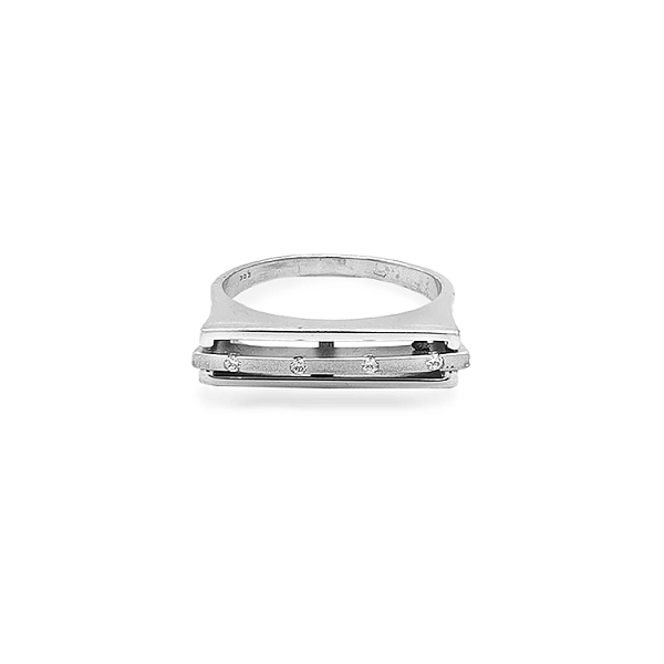 Gold Ring with Zircons