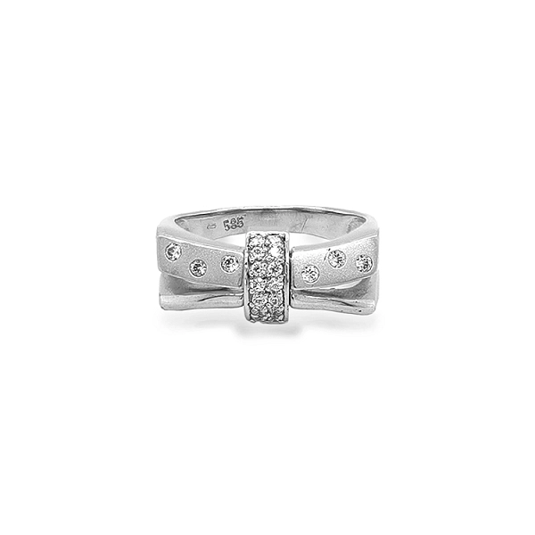 Gold Ring with Zircons