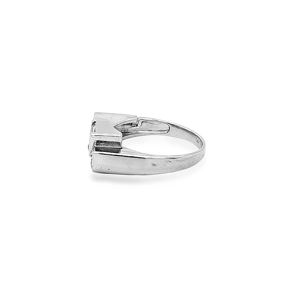 Gold Ring with Zircons