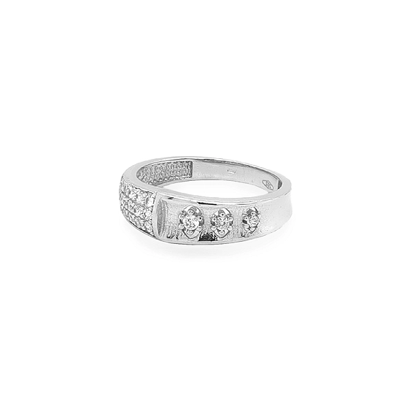 Gold Ring with Zircons