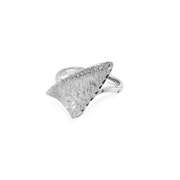 Gold Ring with Zircons