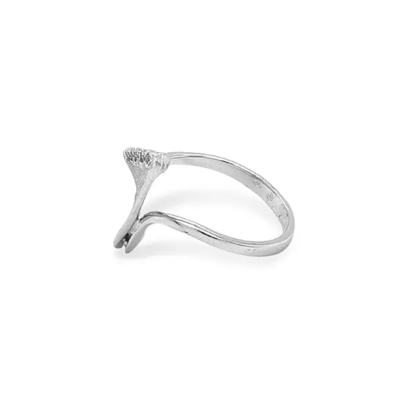 Gold Ring with Zircons