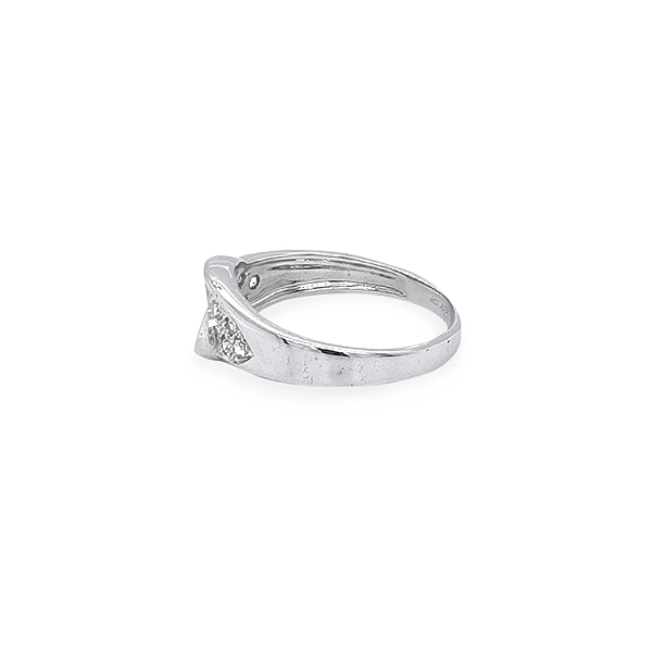 Gold Ring with Zircons