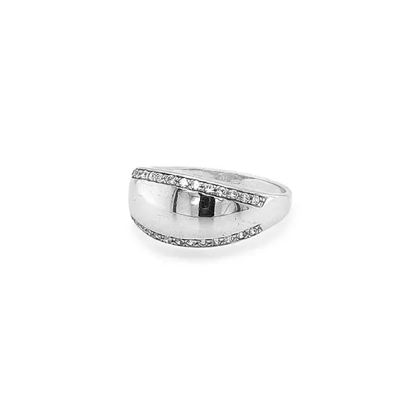 Gold Ring with Zircons
