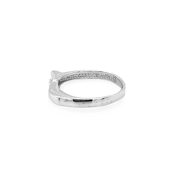 Gold Ring with Zircons