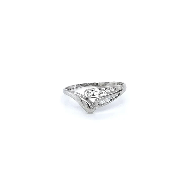 Ring with White Gold Zircons