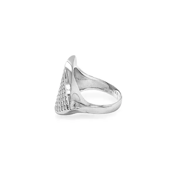 Gold Ring with Zircons