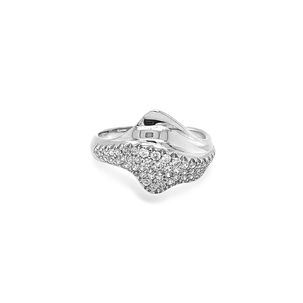 Gold Ring with Zircons