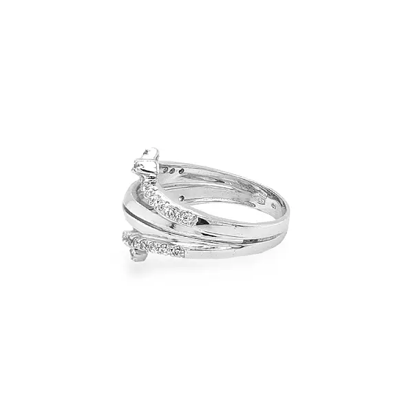 Gold Ring with Zircons