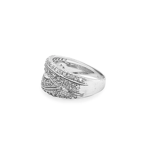 Gold Ring with Zircons
