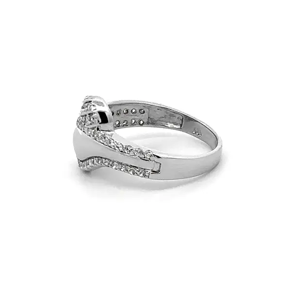Ring with White Gold Zircons