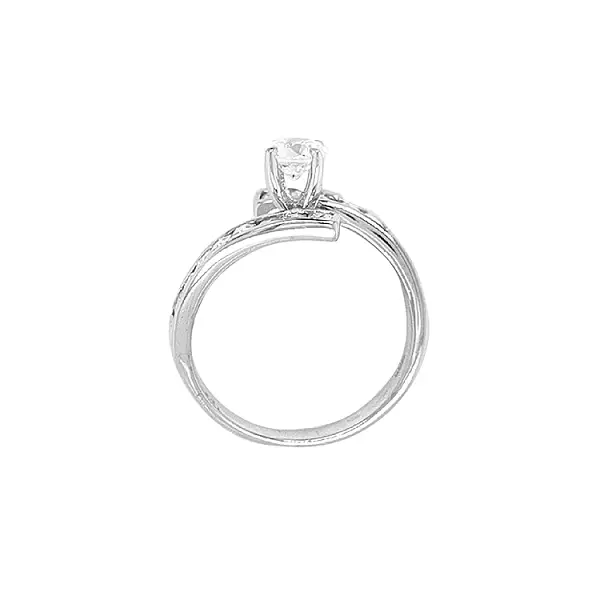 Gold Ring with Zircons