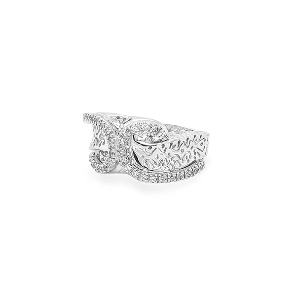 Gold Ring with Zircons