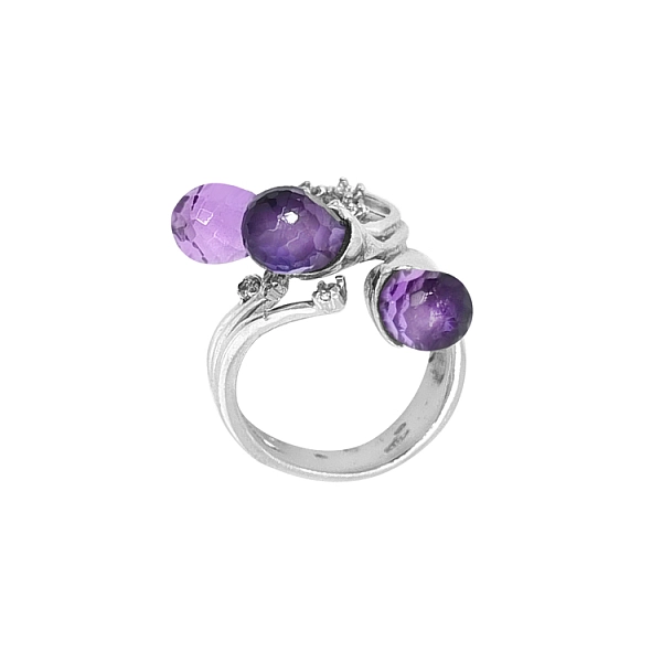 Ring with White Gold Amethyst
