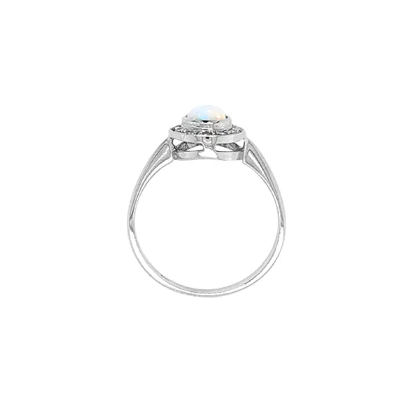 Gold Ring with Opal and Zircones