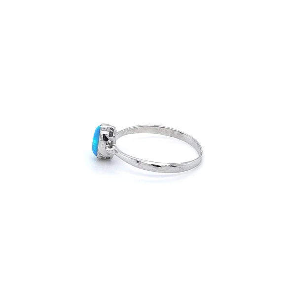Ring with Opal from White Gold