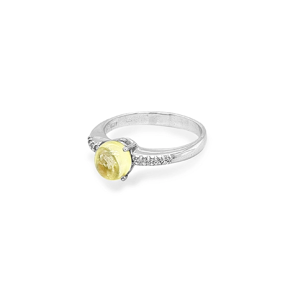 Gold Ring with Quartz and Zirconias