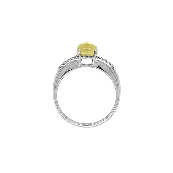 Gold Ring with Quartz and Zirconias
