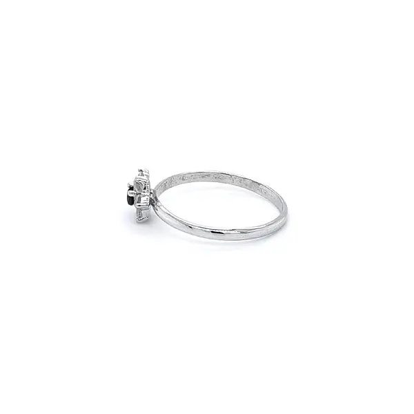 White Gold Sapphire Ring