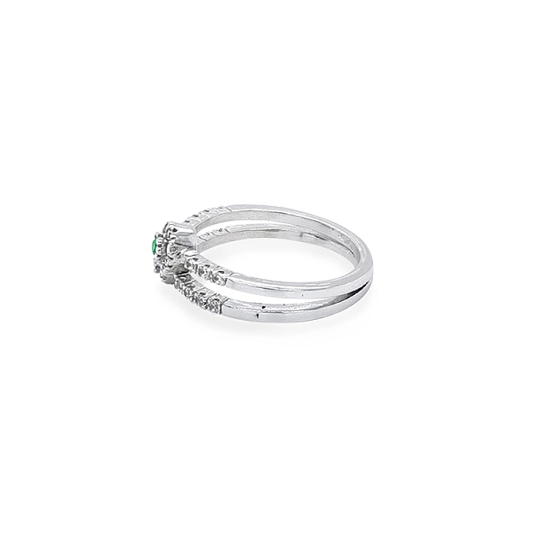 Gold Ring with Zircons