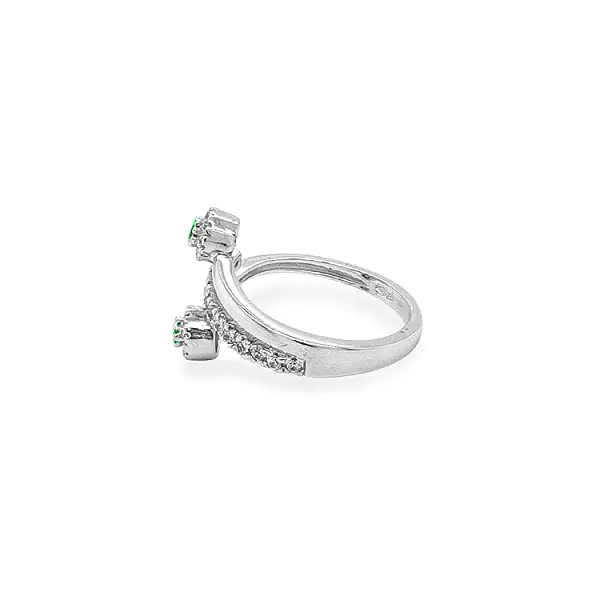 Gold Ring with Zircons
