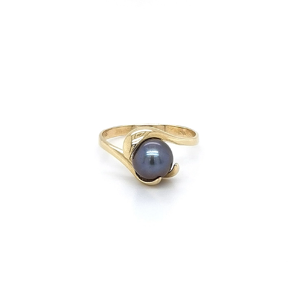 Gold Ring Black Pearl