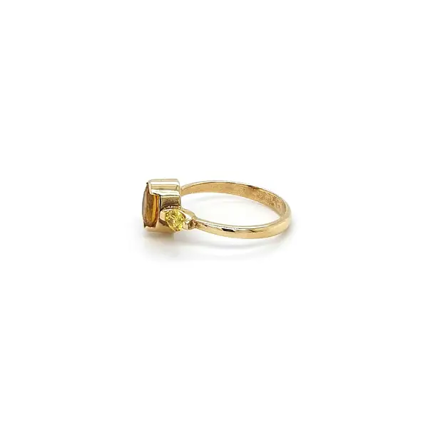 Gold Ring with Yellow Stone