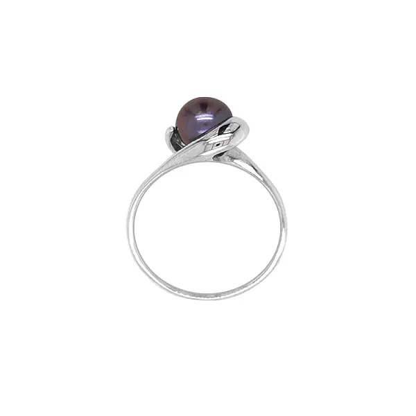 Gold Ring with Pearl